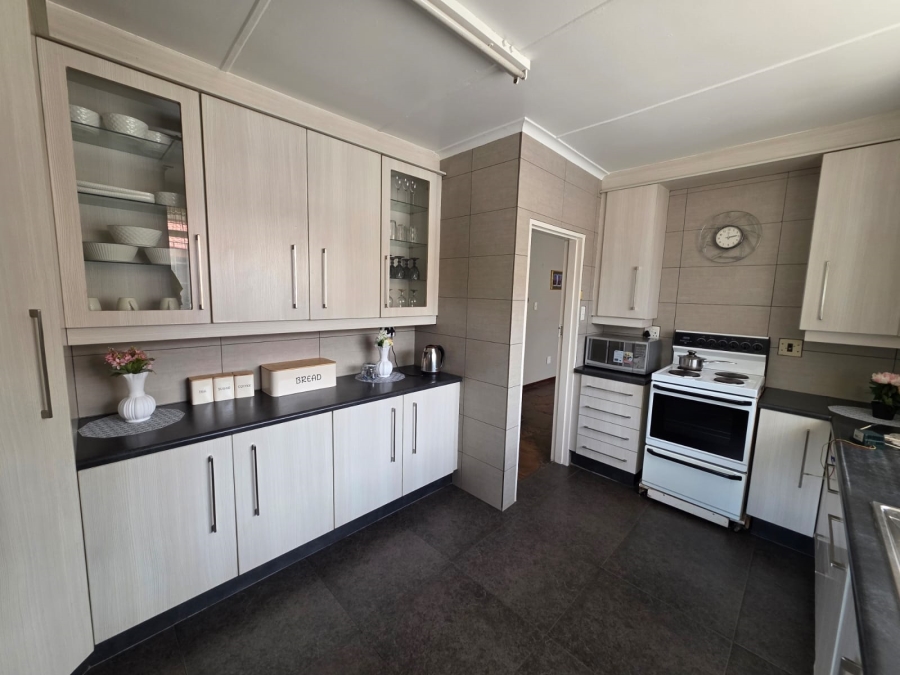 3 Bedroom Property for Sale in Sasolburg Ext 10 Free State